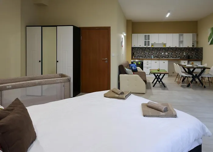 студио Young Gogh